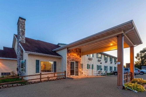 Magnuson Hotel Countryside Lodge - image 2
