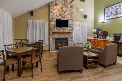 Magnuson Hotel Countryside Lodge - image 26