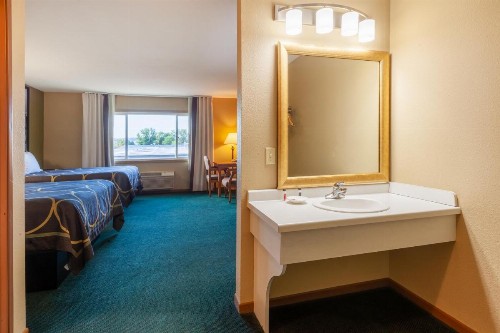 Magnuson Hotel Countryside Lodge - image 45