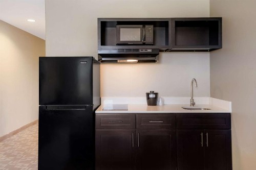 Sleep Inn & Suites Berwick - image 12
