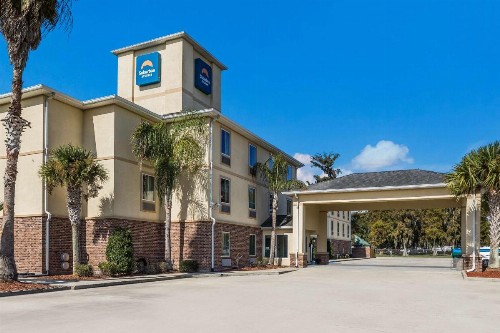 Sleep Inn & Suites Berwick - image 2