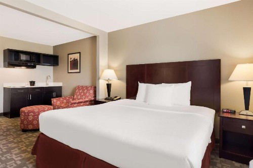 Sleep Inn & Suites Berwick - image 22