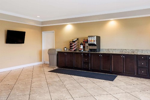 Sleep Inn & Suites Berwick - image 27