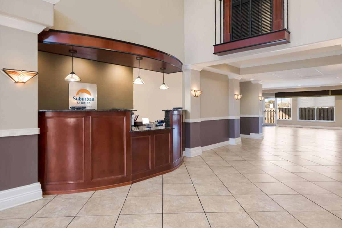 Sleep Inn & Suites Berwick - image 6