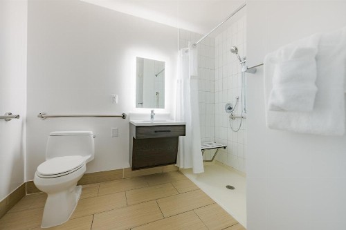 Holiday Inn Express Bethany Beach an IHG Hotel - image 8