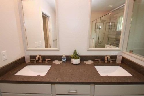 53011 Lakeshore Dr. - image 6