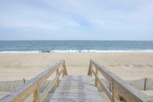 Bethany Beach House- 1000 Feet from the Ocean! - image 2