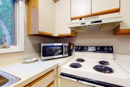 Sea Colony Racquet - image 9