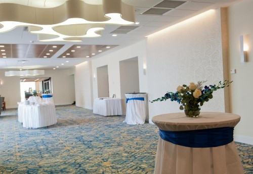Crowne Plaza Hotel and Suites Pittsburgh South an IHG Hotel - image 34