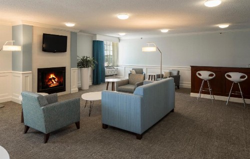 Crowne Plaza Hotel and Suites Pittsburgh South an IHG Hotel - image 44