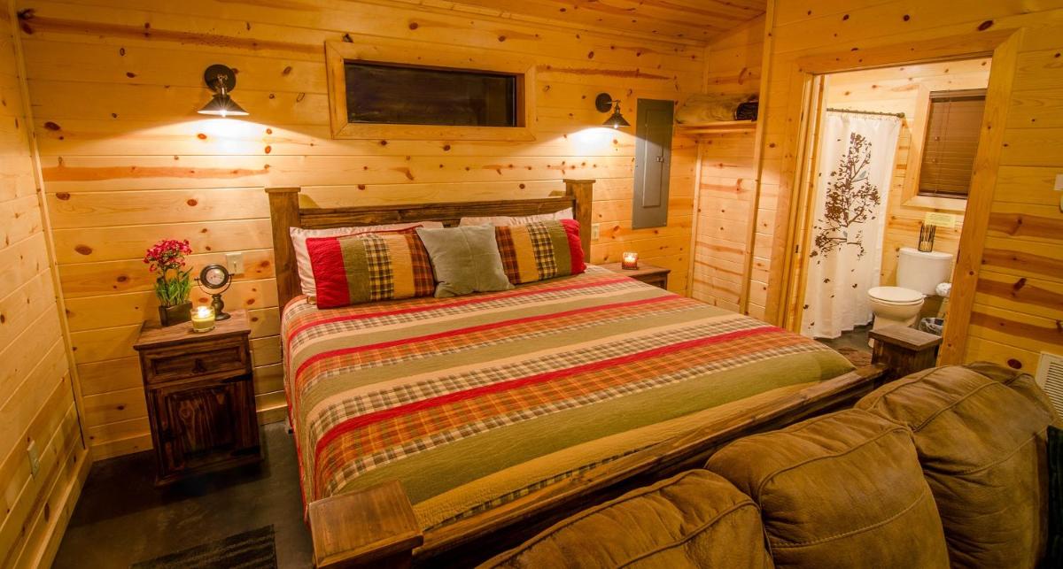 Sunsettin cabin - image 4