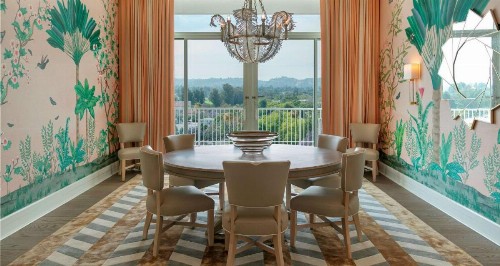 The Beverly Hilton - image 10