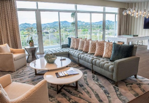 The Beverly Hilton - image 40