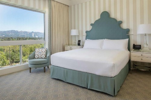 The Beverly Hilton - image 42
