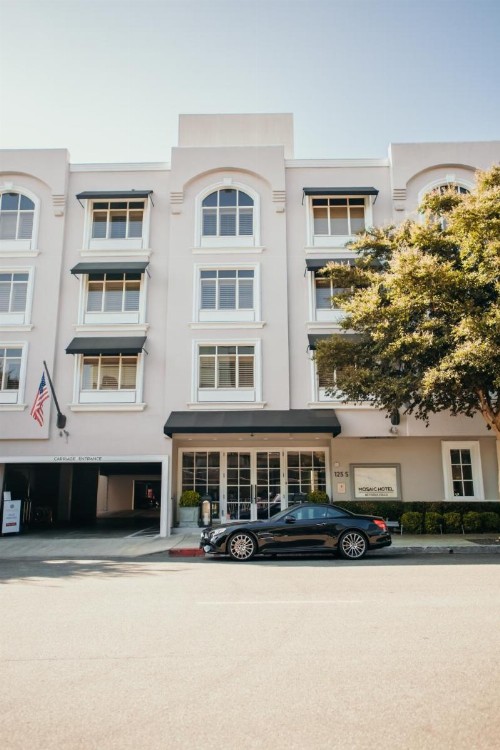 Mosaic Hotel Beverly Hills - image 12