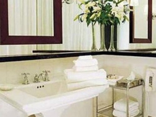 Luxe Hotel Rodeo Drive