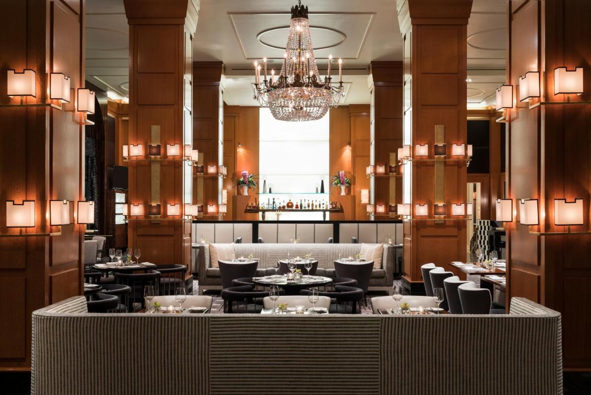 Beverly Wilshire A Four Seasons Hotel - image 4