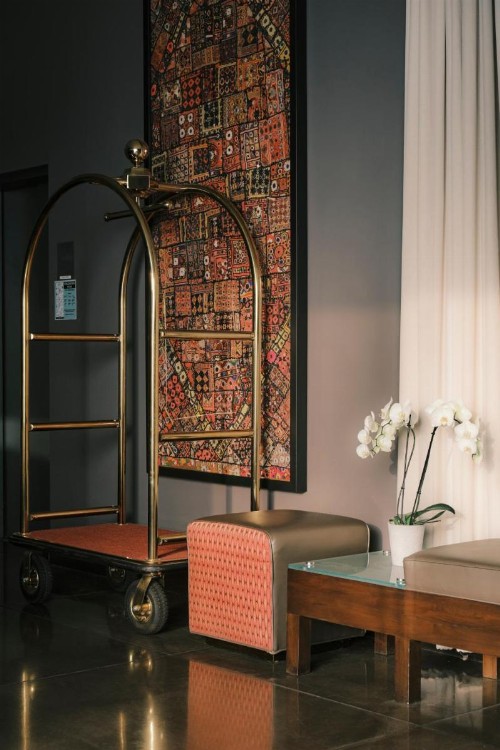 SIRTAJ – Beverly Hills - image 19