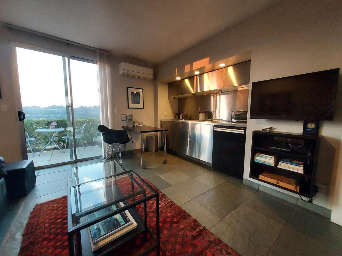 Silver Box Beverly Hills - image 3