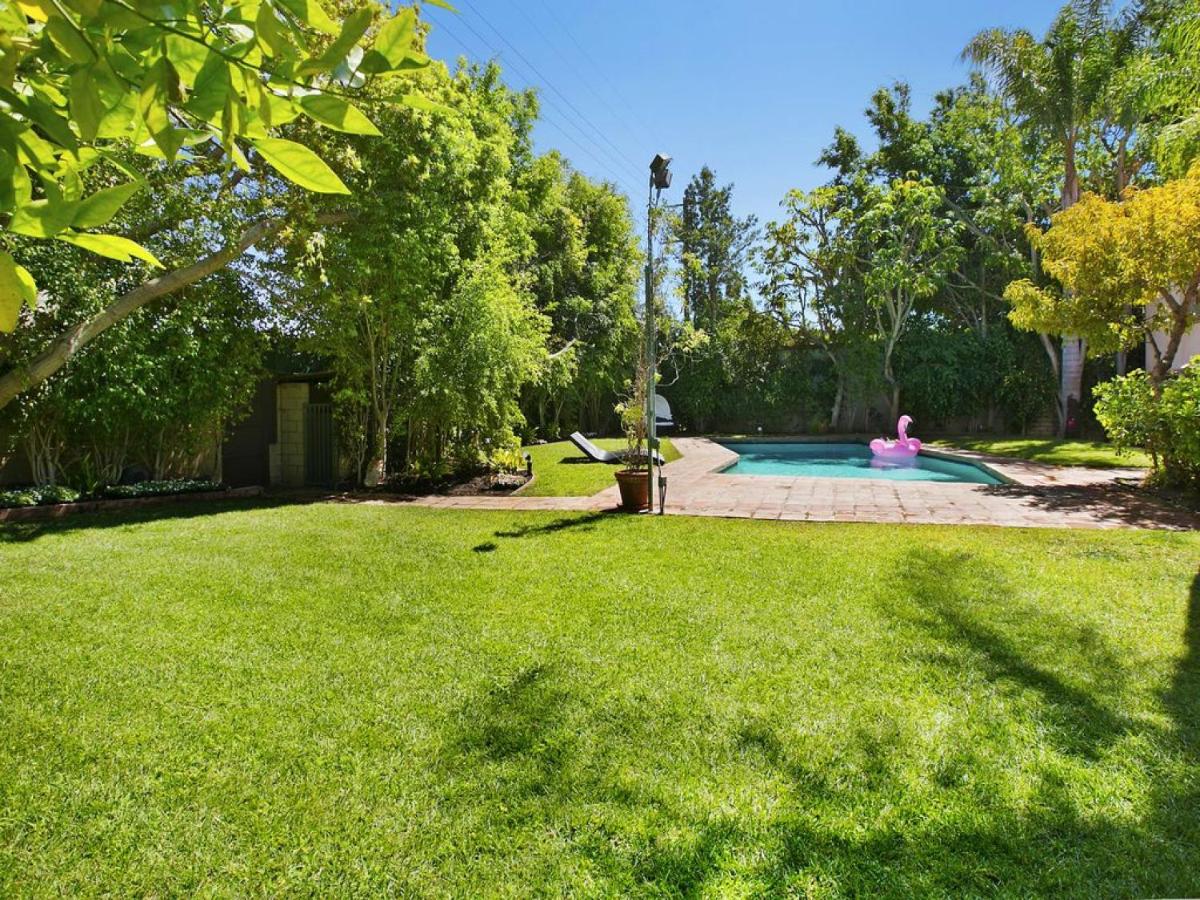 Villa Teresita - Beautifully gated Mediterranean estate - image 3