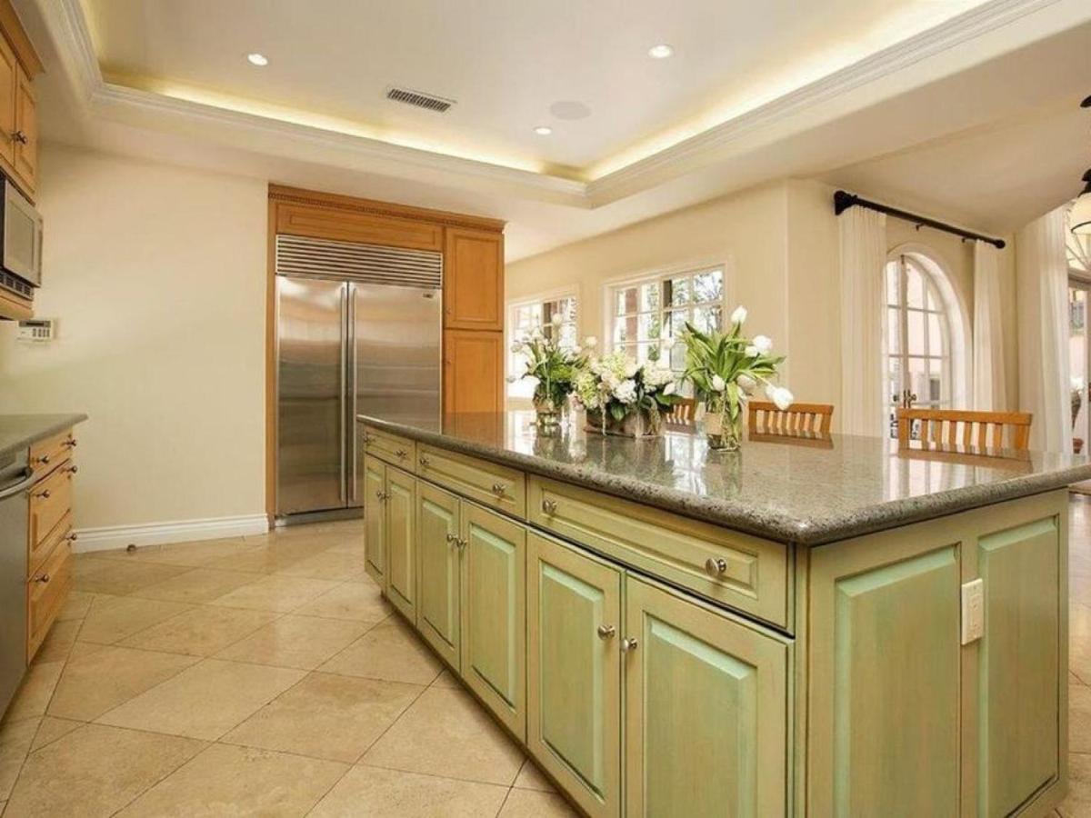Villa Teresita - Beautifully gated Mediterranean estate - image 6