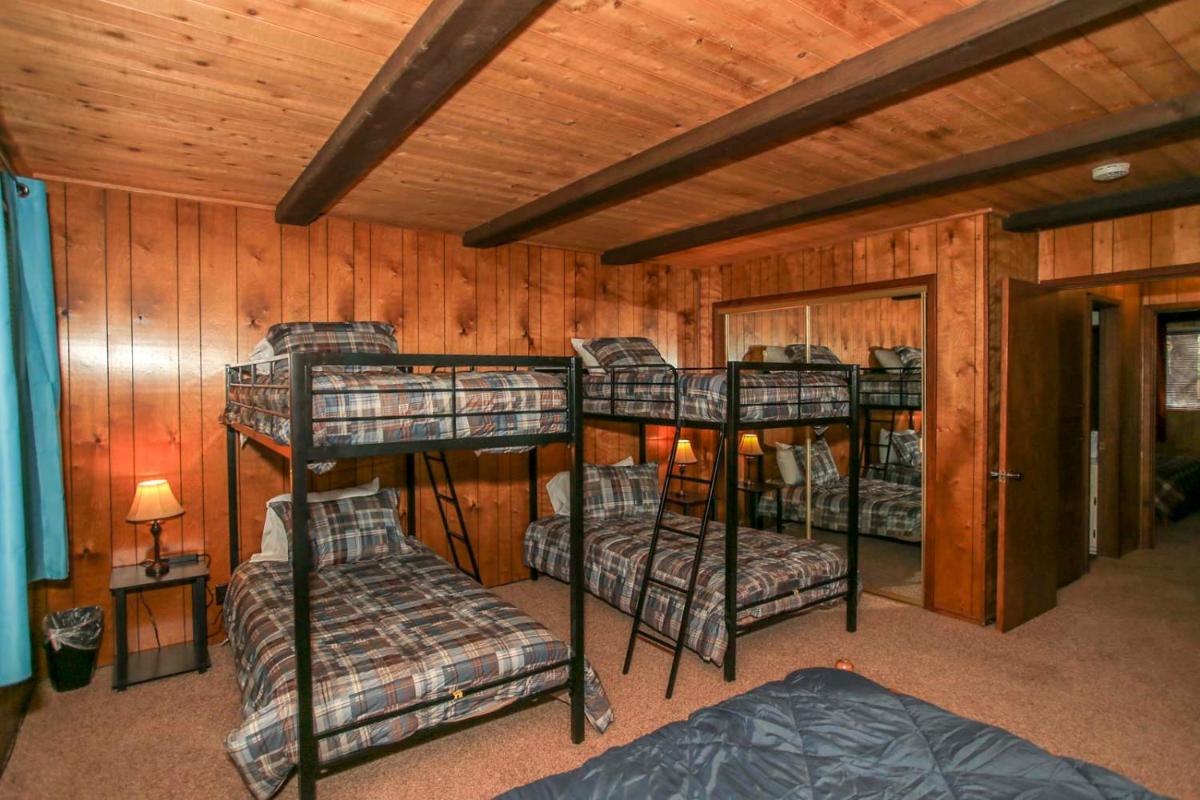 Bear Woods Retreat - image 7