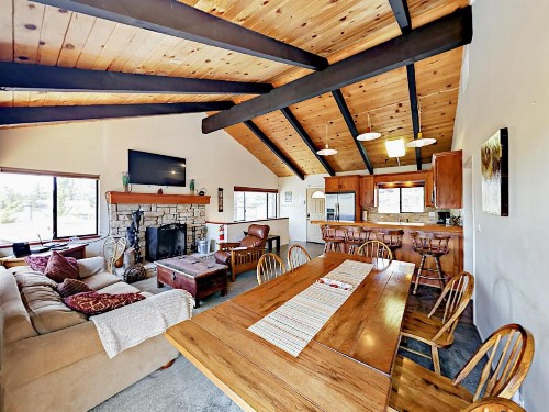 748 Butte Ave Home - image 10