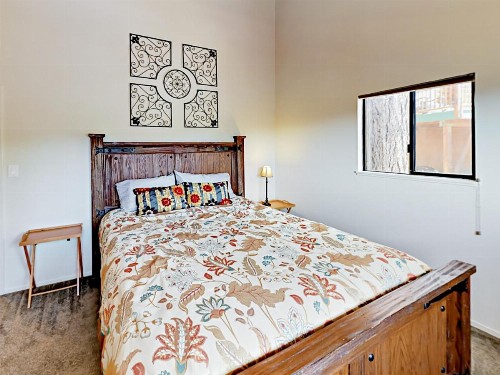 748 Butte Ave Home - image 9