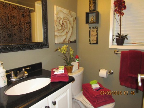 Bear Haven Chalet - image 14