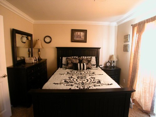 Bear Haven Chalet - image 20