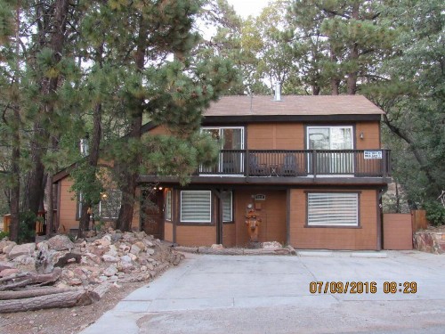 Bear Haven Chalet - image 31
