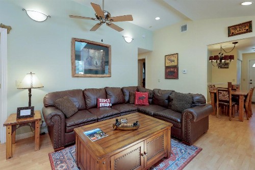 Lil' Bear Lodge - image 6