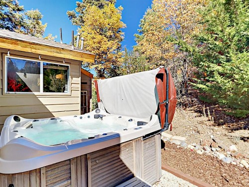 Yosemite Home - image 6