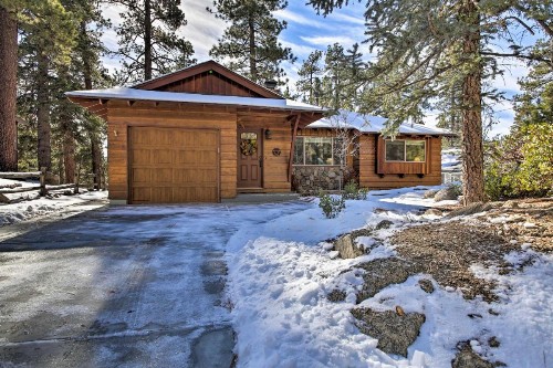 Rustic Fawnskin Home with Gas Grill - Walk to Lake!