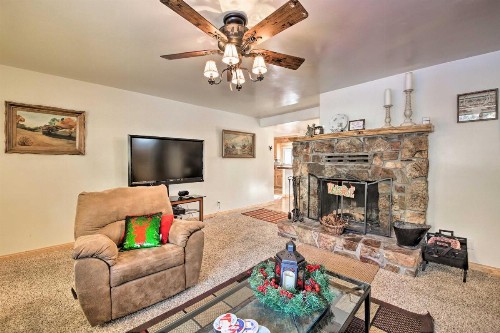 Rustic Fawnskin Home with Gas Grill - Walk to Lake! - image 6