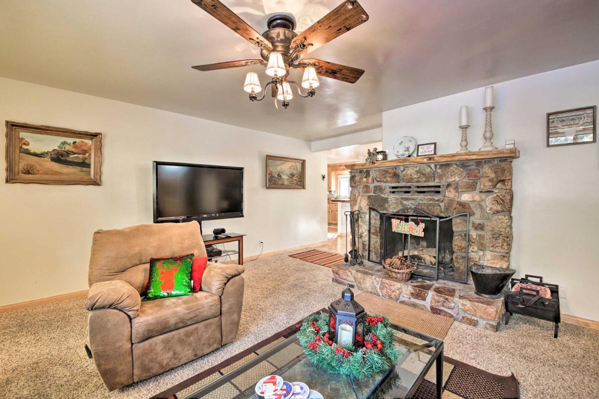 Rustic Fawnskin Home with Gas Grill - Walk to Lake! - image 6