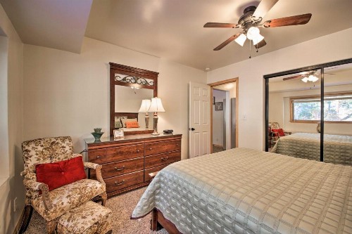 Rustic Fawnskin Home with Gas Grill - Walk to Lake! - image 9