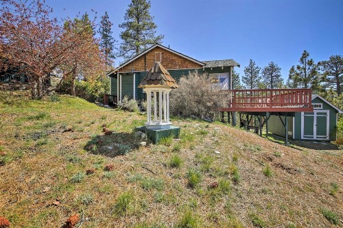 Cabin with Deck and Views Steps from Big Bear Lake - image 6