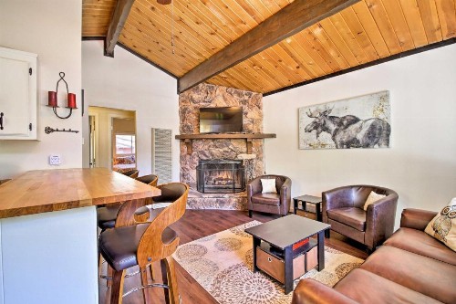 Cozy Big Bear Cabin with Spacious Deck and Fireplace! - image 12