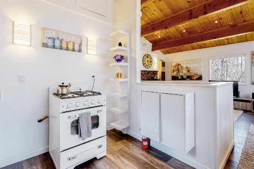 Wooded Retreat - image 9