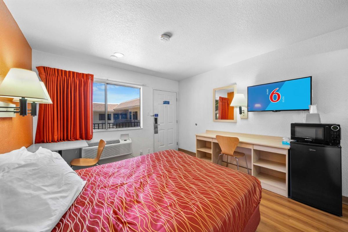 Motel 6-Big Bear Lake CA - image 7
