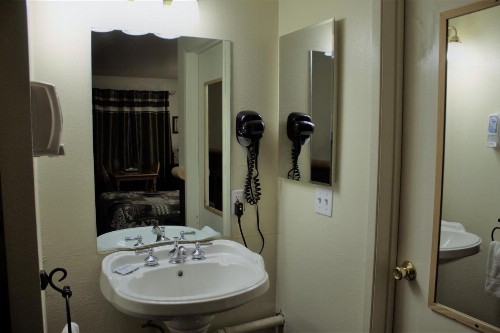 Fireside Lodge - image 5
