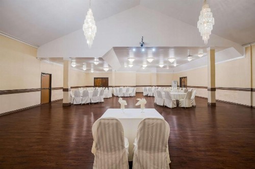 Best Western- Big Bear Chateau - image 38