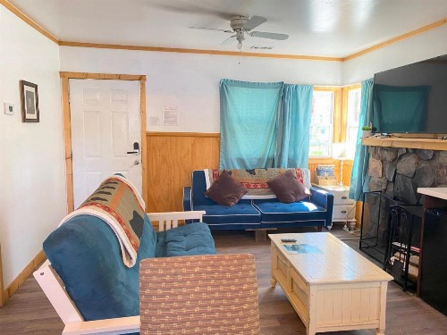 Blue Horizon Lodge - image 21