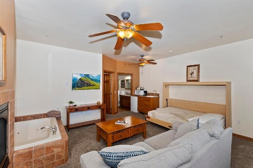Robinhood Resort - image 25