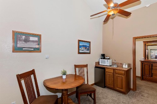 Robinhood Resort - image 32