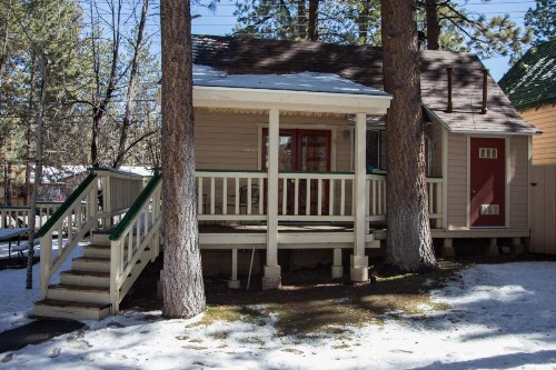 Sleepy Forest Cottages - image 33
