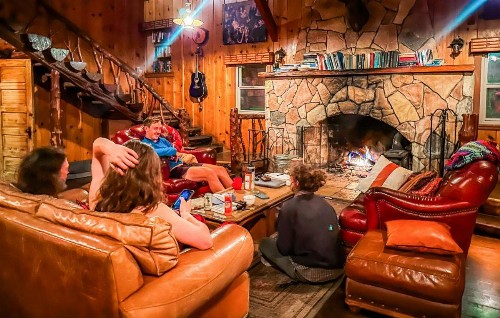 ITH Big Bear Lake Hostel & Retreat Center - image 13