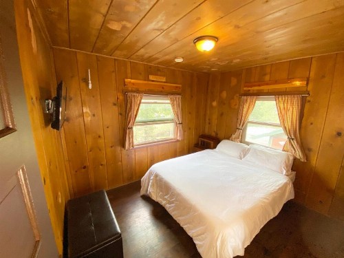 ITH Big Bear Lake Hostel & Retreat Center - image 3
