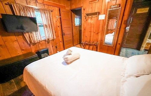ITH Big Bear Lake Hostel & Retreat Center - image 45